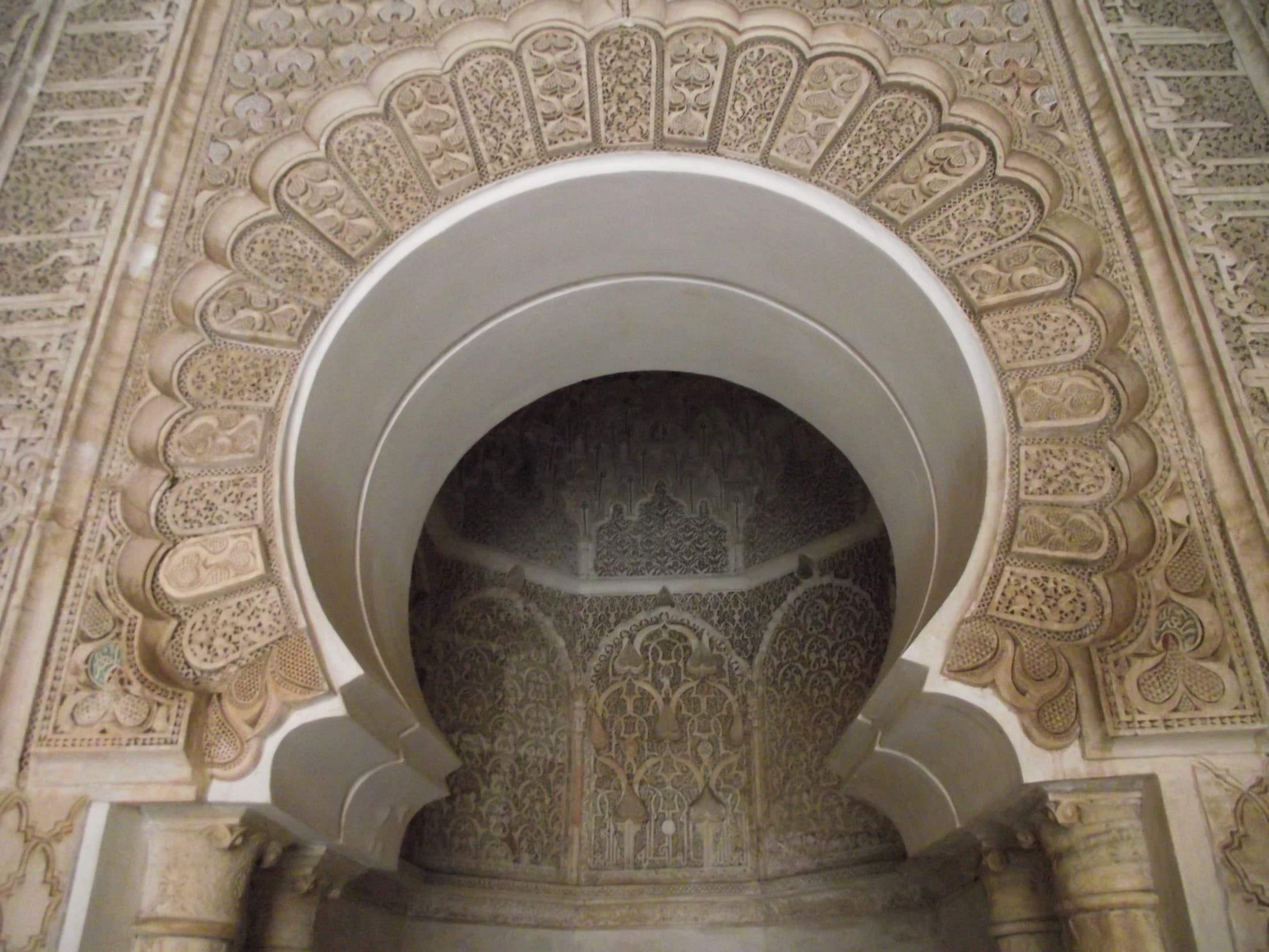 Cortile in marmo della Medersa Ben Youssef